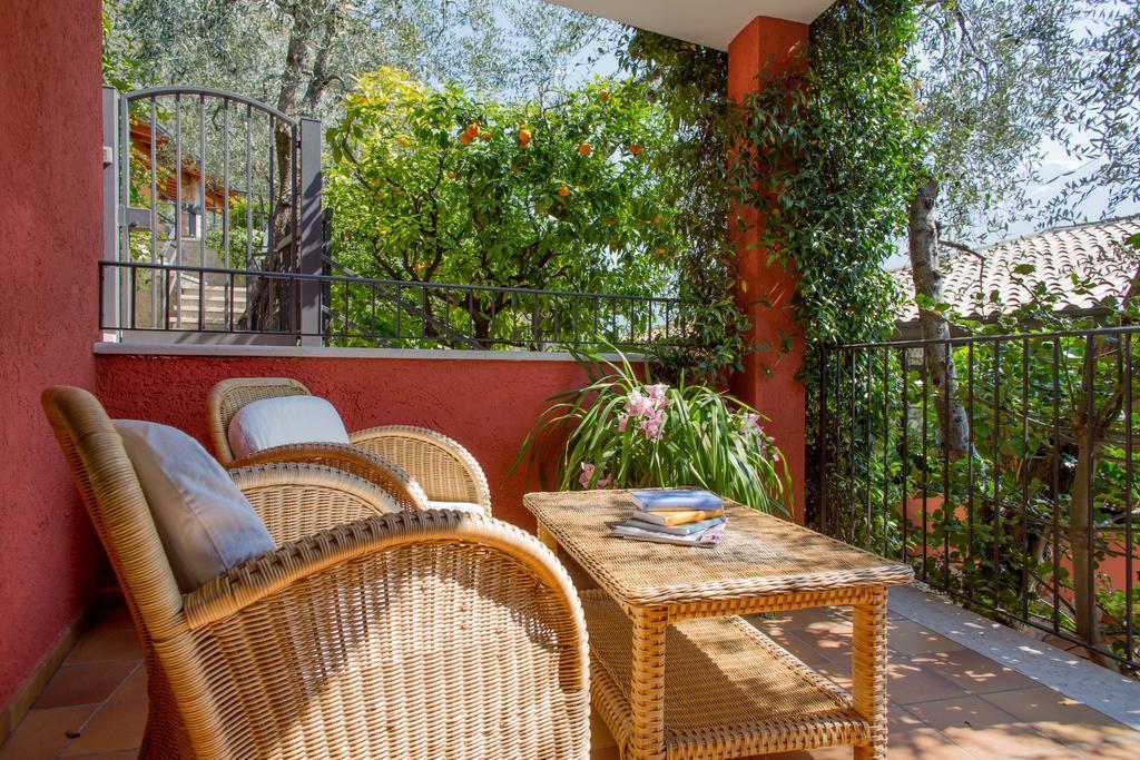 Hotel La Gardenia & Villa Oleandra ليمونِ سول غاردا الغرفة الصورة