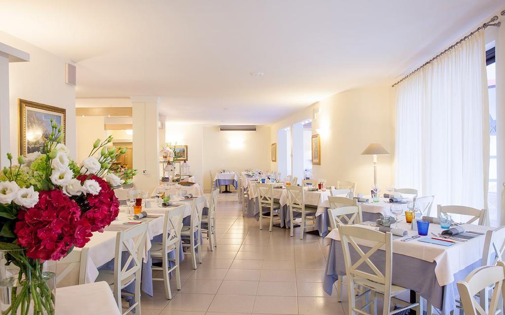 Hotel La Gardenia & Villa Oleandra ليمونِ سول غاردا المظهر الخارجي الصورة