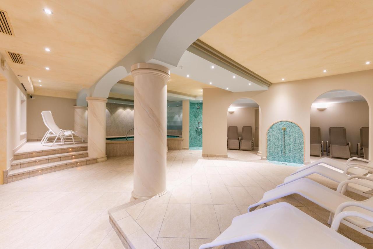 Hotel La Gardenia & Villa Oleandra ليمونِ سول غاردا المظهر الخارجي الصورة