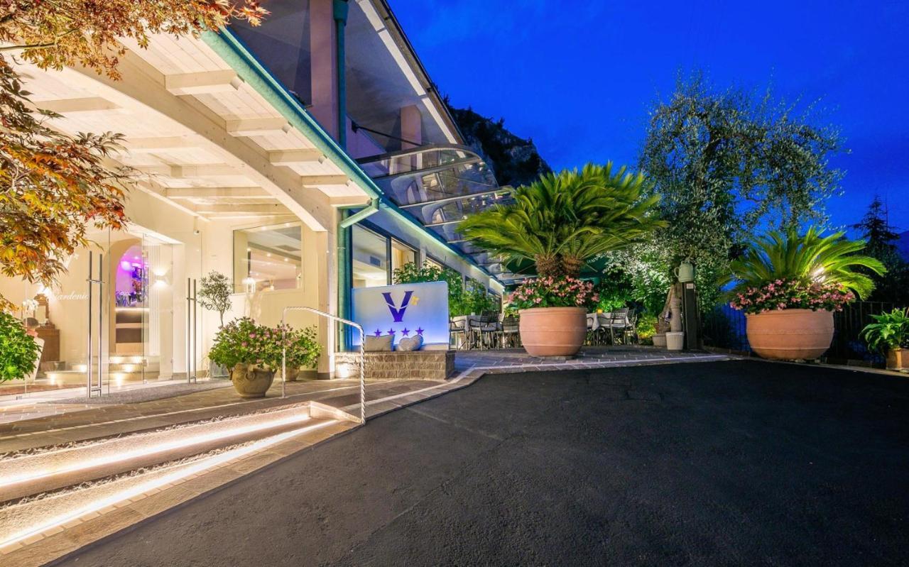 Hotel La Gardenia & Villa Oleandra ليمونِ سول غاردا المظهر الخارجي الصورة