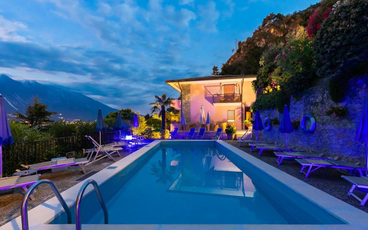 Hotel La Gardenia & Villa Oleandra ليمونِ سول غاردا المظهر الخارجي الصورة
